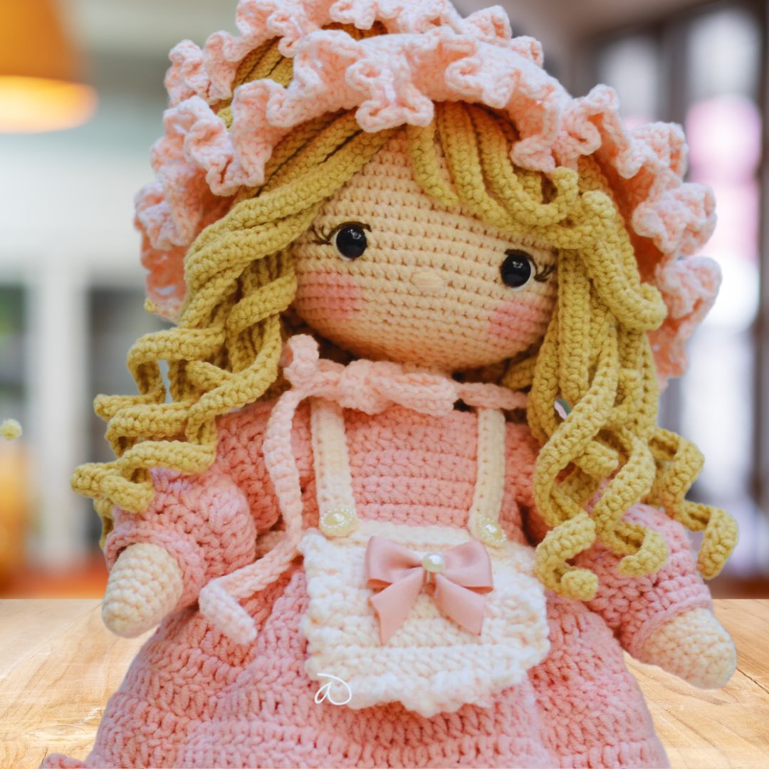 Rosie - Patron de Poupée Amigurumi - Patron du Crochet